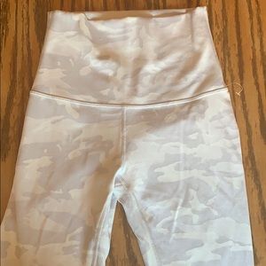 Luxtreme white camo leggings